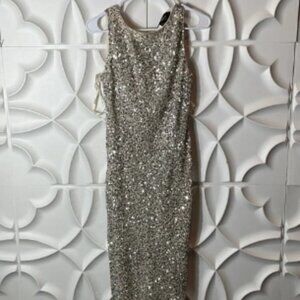 Mac Duggal sleeveless sequin midi sheath dress sz 2. Iiii